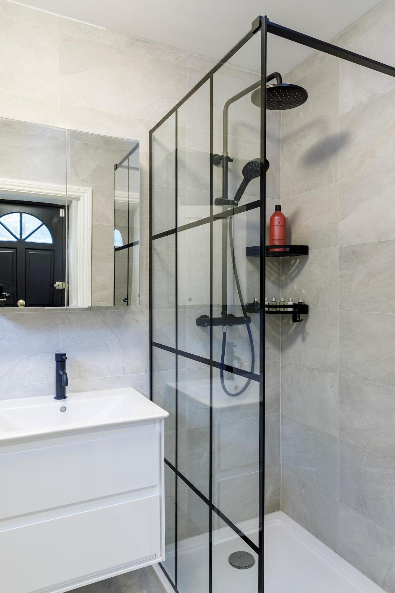 Spacious 2 Bedroom Apartment With Beautiful Garde Brighton Eksteriør bilde