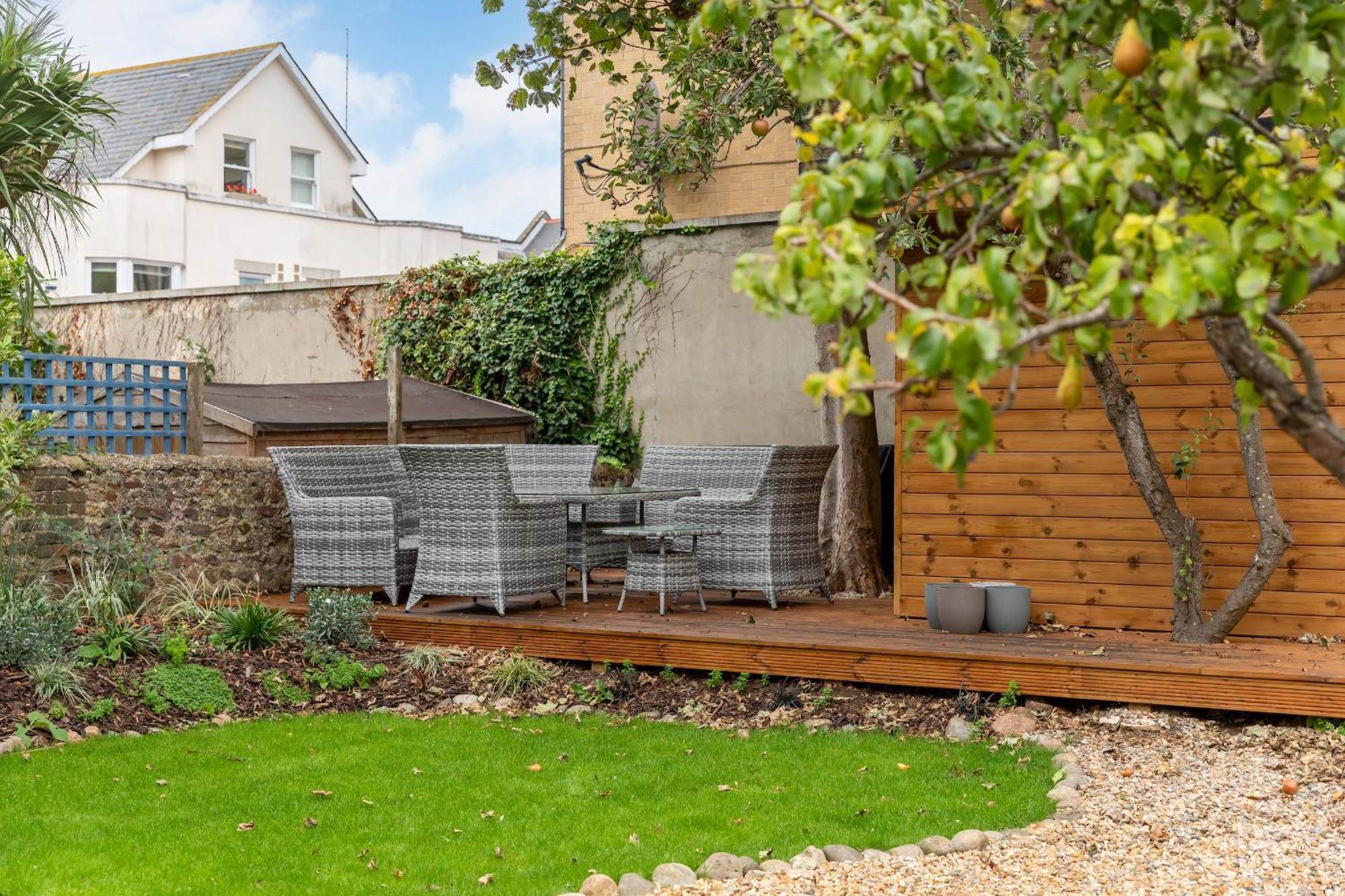 Spacious 2 Bedroom Apartment With Beautiful Garde Brighton Eksteriør bilde