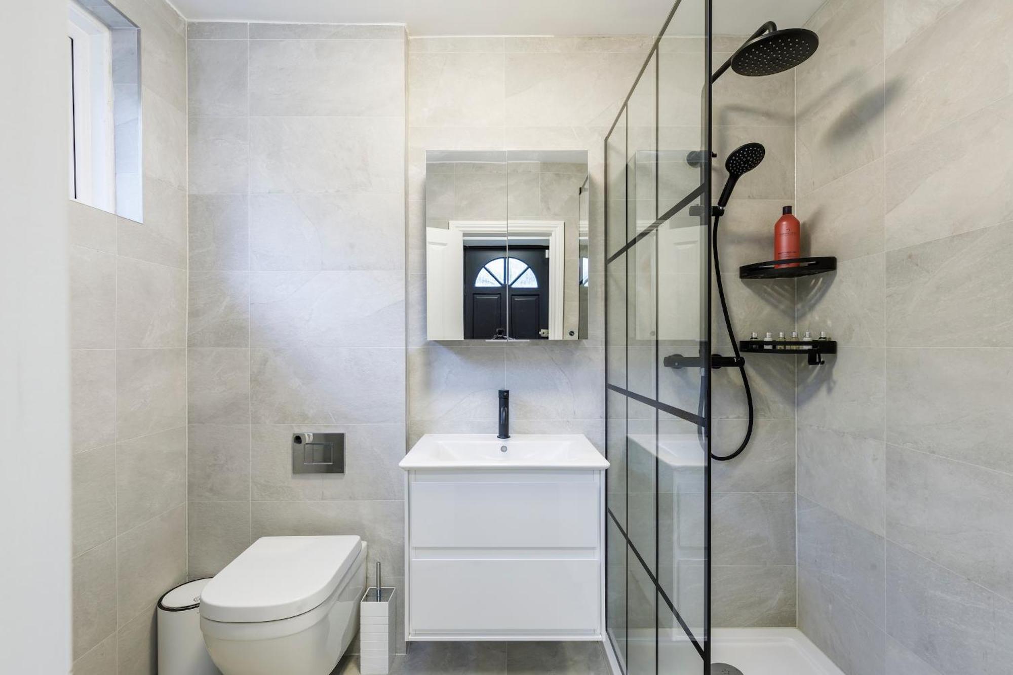 Spacious 2 Bedroom Apartment With Beautiful Garde Brighton Eksteriør bilde